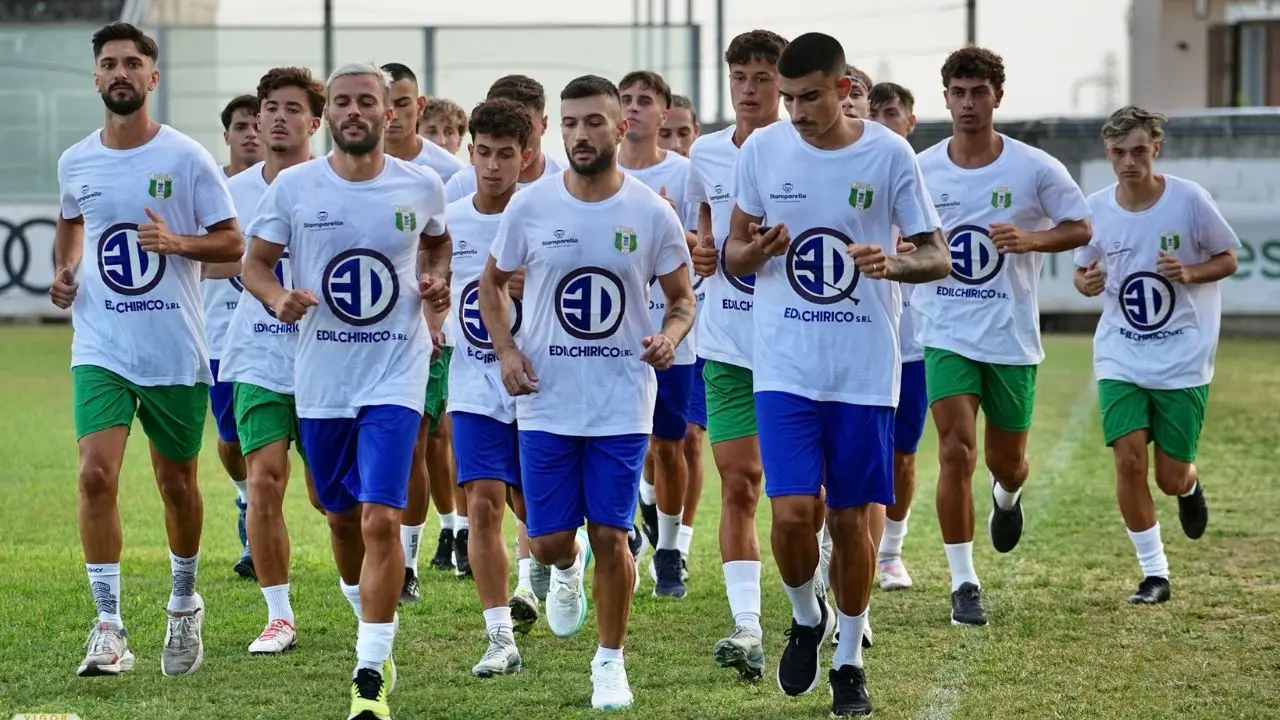Vigor Lamezia, la preparazione estiva parte dalla Sila: mister Foglia Manzillo ne convoca ventiquattro\n