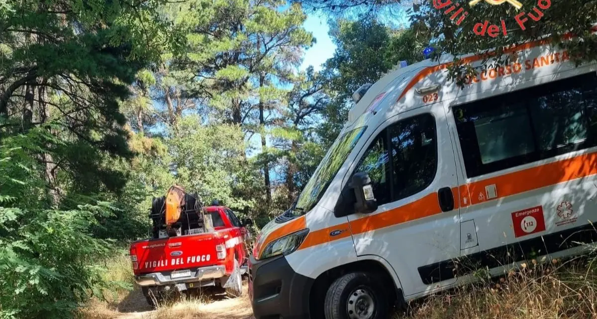 Malore nella Riserva delle Valli Cupe: anziano escursionista salvato dai Vigili del Fuoco\n