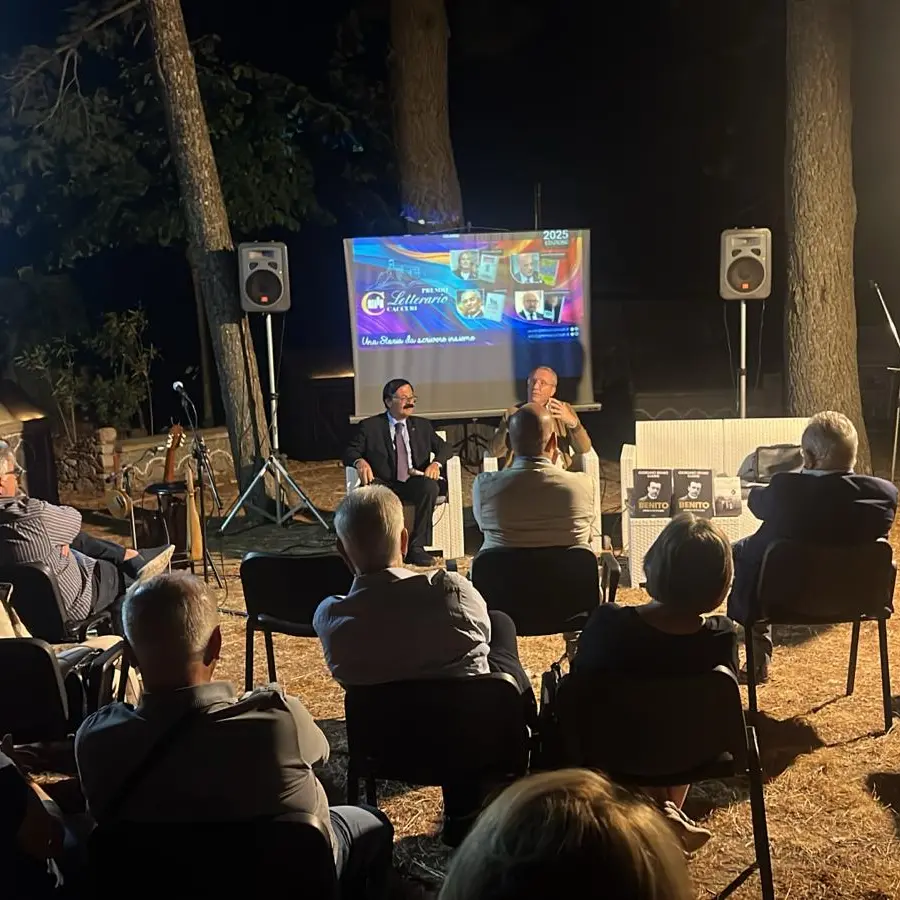 Il Premio Caccuri fa tappa a Bova con Giordano Bruno Guerri e lo spettacolo sui Bronzi di Riace\n