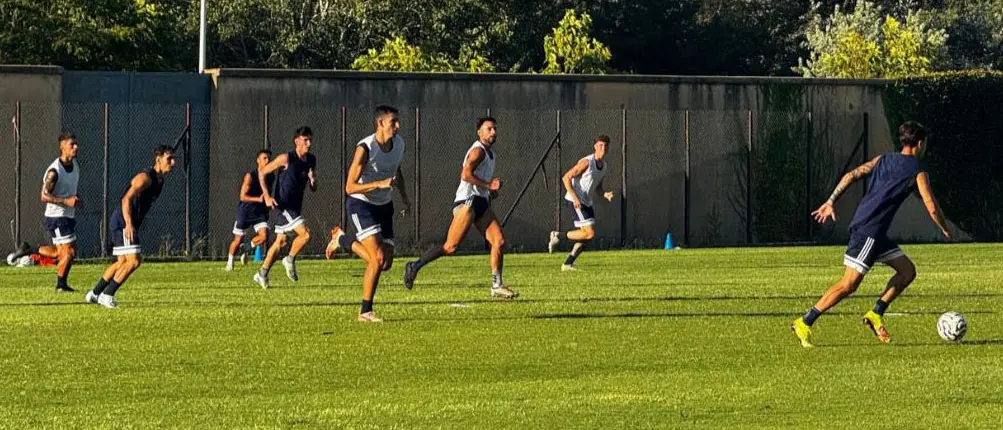 Cosenza, primo allenamento post-Lorica. Recuperano Kouan e Dalle Mura