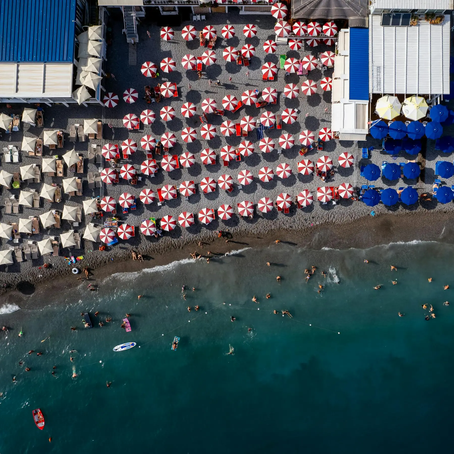 Tassa\u00A0di soggiorno, incassi record in Calabria:\u00A0Vibo guida con 16 milioni, Reggio Calabria vola con +90% in un anno\n