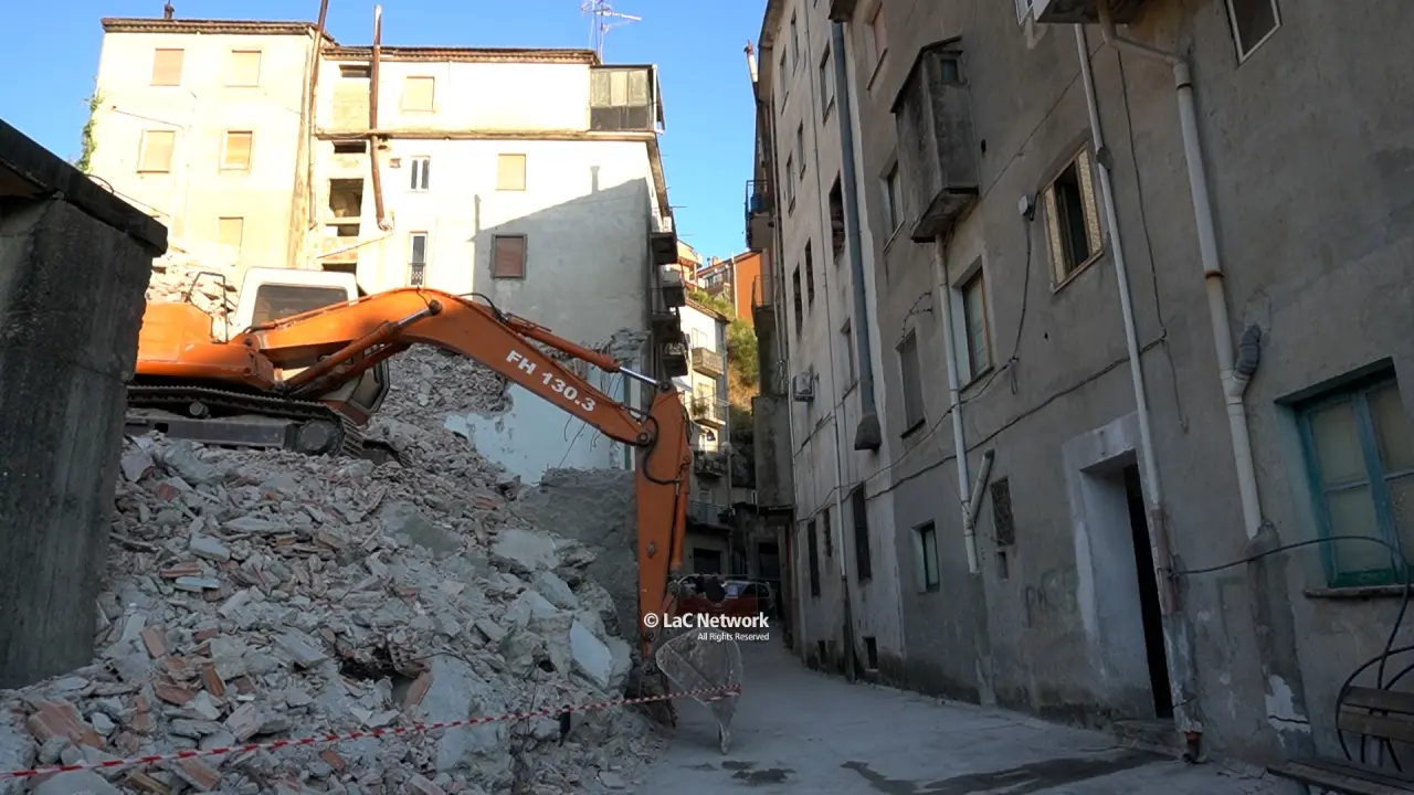 <p>L&#39;area di via XXIV maggio interessata dai lavori di ripristino</p>\\n