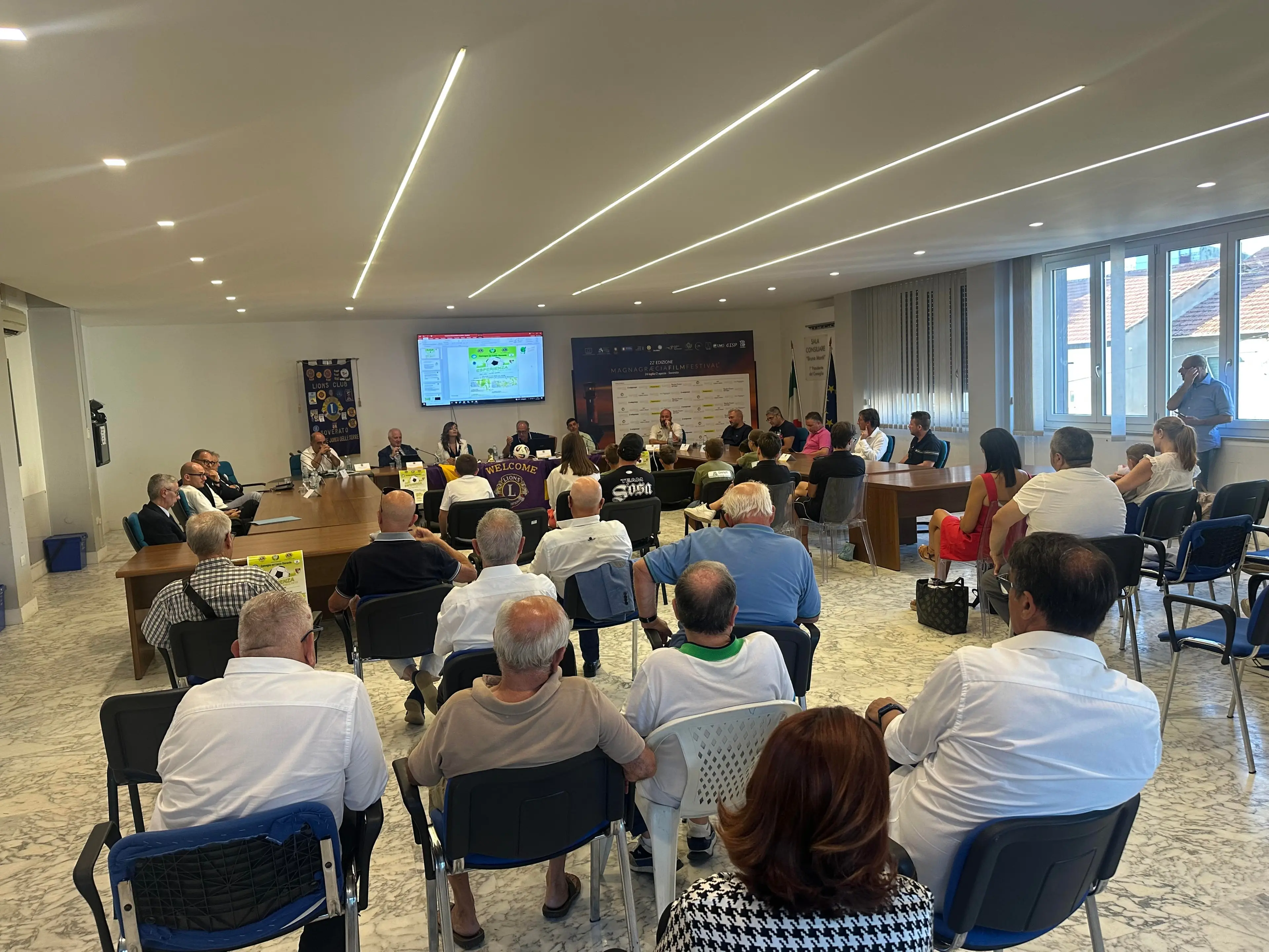 Non solo sport, il calcio come strumento di educazione e crescita: focus a Soverato\n