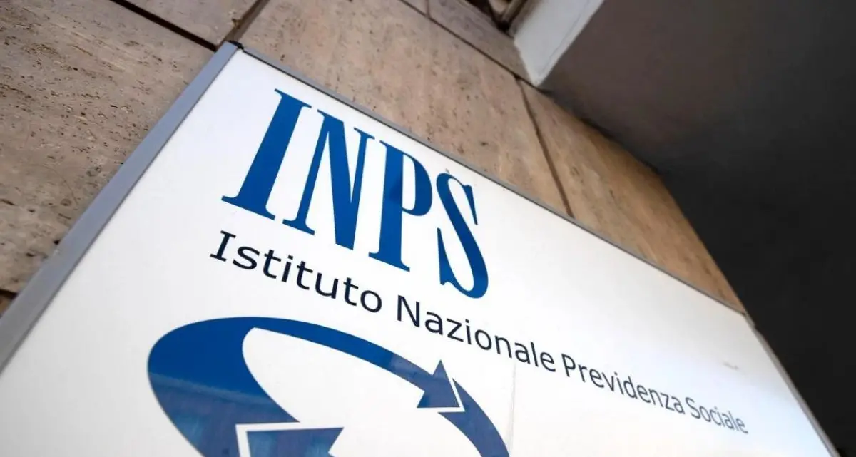 Pensioni, il governo promette di bloccare l’aumento ma sterilizzare i tre mesi in più costa miliardi e il decreto incombe\n