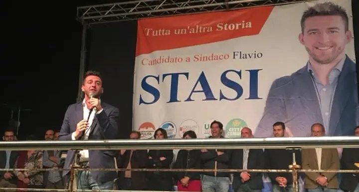 Avs, l’asso nella manica è Stasi. Bonelli: «Non è il momento di bruciarlo». E manda un segnale agli alleati
