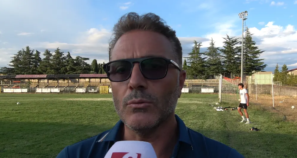 Promozione, l’Acri riaccende i motori. Terranova: «Squadra giovane ma competitiva. La città ci aiuti a crescere»\n