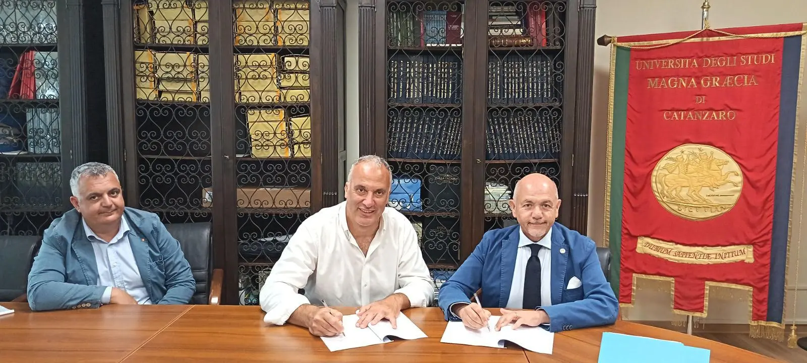 Avis Catanzaro e Università Magna Graecia insieme per promuovere ricerca e cultura del dono\u00A0\n
