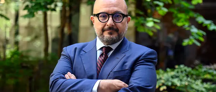 L’ex ministro Gennaro Sangiuliano finalista al Premio letterario Caccuri con una biografia (senza sconti) di Trump\n