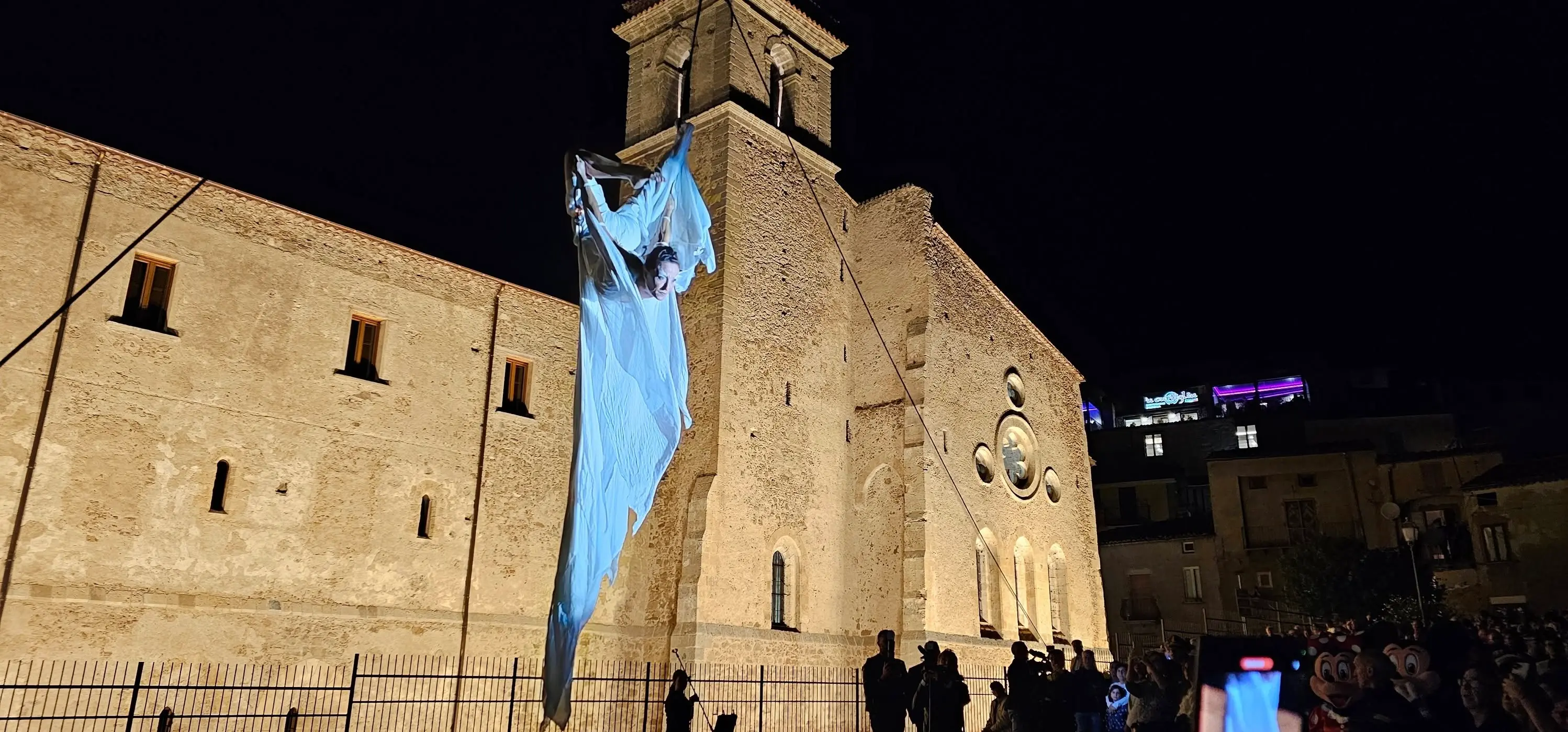 Il gioiello ritrovato, l’Abbazia florense\u00A0ha un nuovo volto: «Ora sia patrimonio Unesco»\n