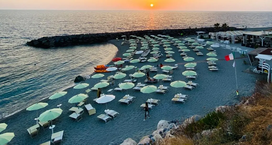 Amantea, Sea Horse Beach chiuso dalla procura di Paola: stagione estiva a rischio\n