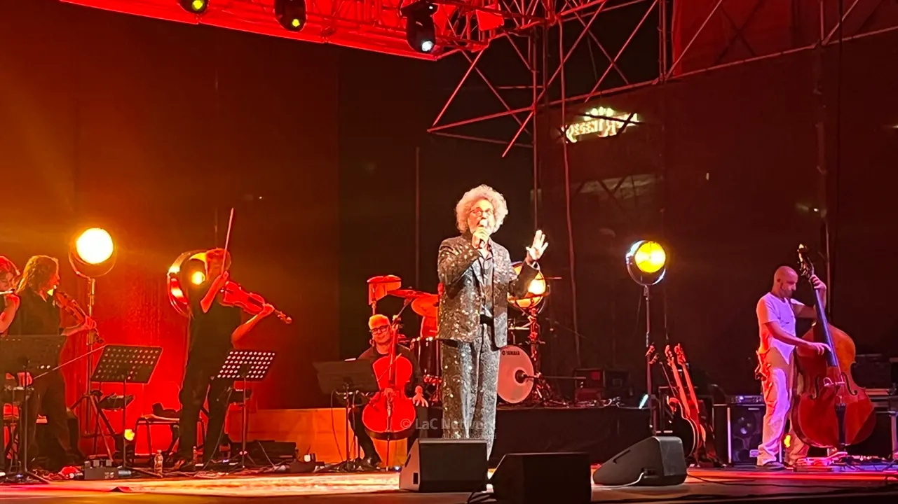 <p>Simone Cristicchi a Catonateatro a Reggio per l&#39;unica tappa calabrese del suo tour&nbsp;</p>\\n