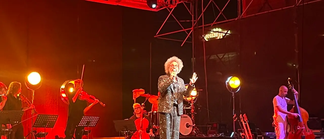 Reggio, riflessione e leggerezza con Simone Cristicchi in concerto a CatonaTeatro\n