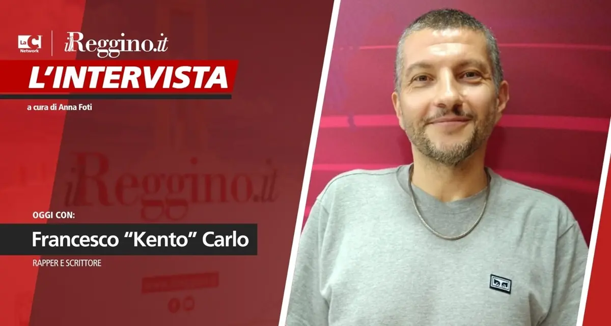 «Sono uno che scrive», il rapper reggino Kento racconta la sua musica: militanza con lo sguardo a sempre a Sud\n