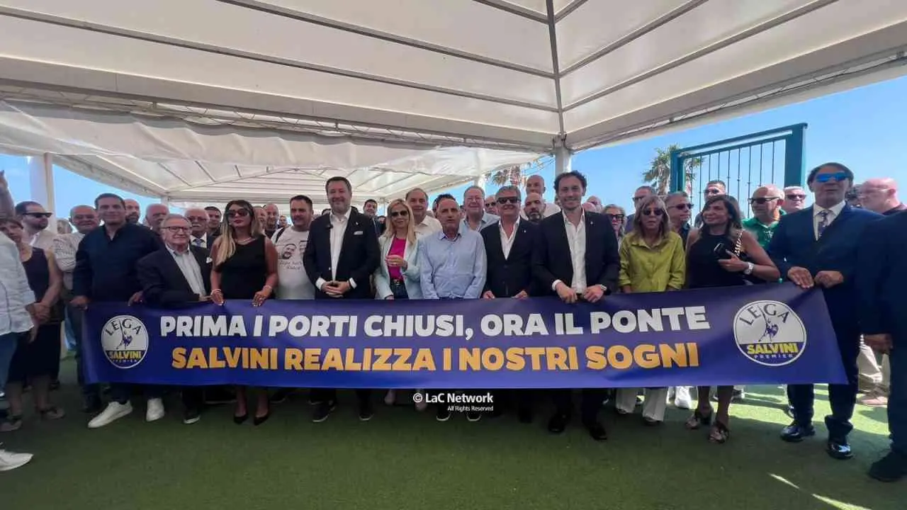 Ponte sullo Stretto, Salvini in Calabria:\u00A0«Qui lavoratori da tutto il mondo ma prima coinvolgeremo i giovani del posto»\n