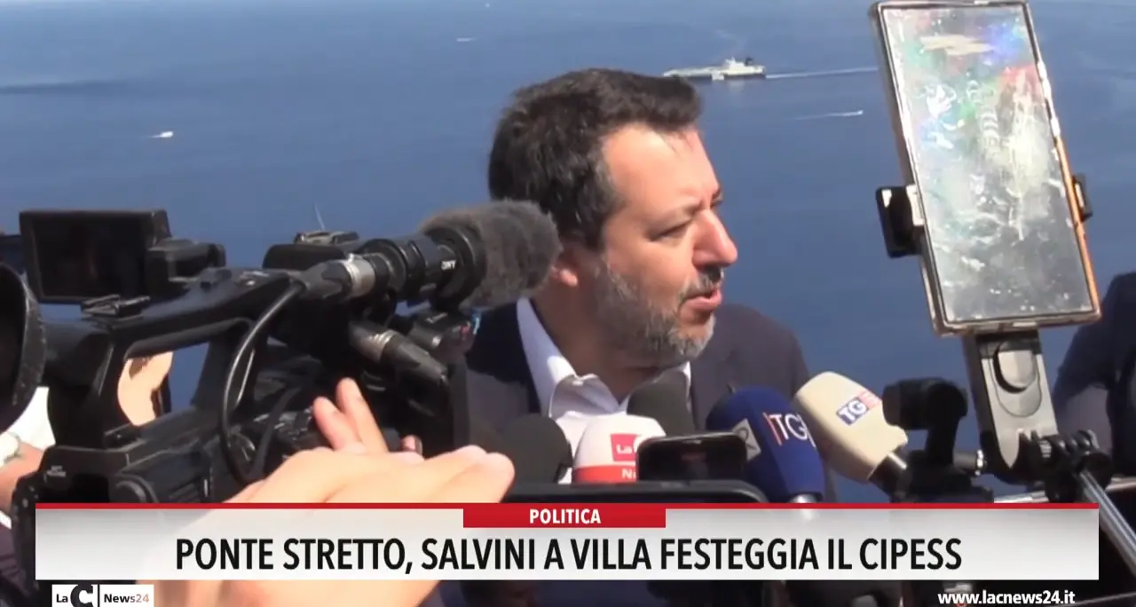 Ponte Stretto, Salvini a Villa festeggia il Cipess