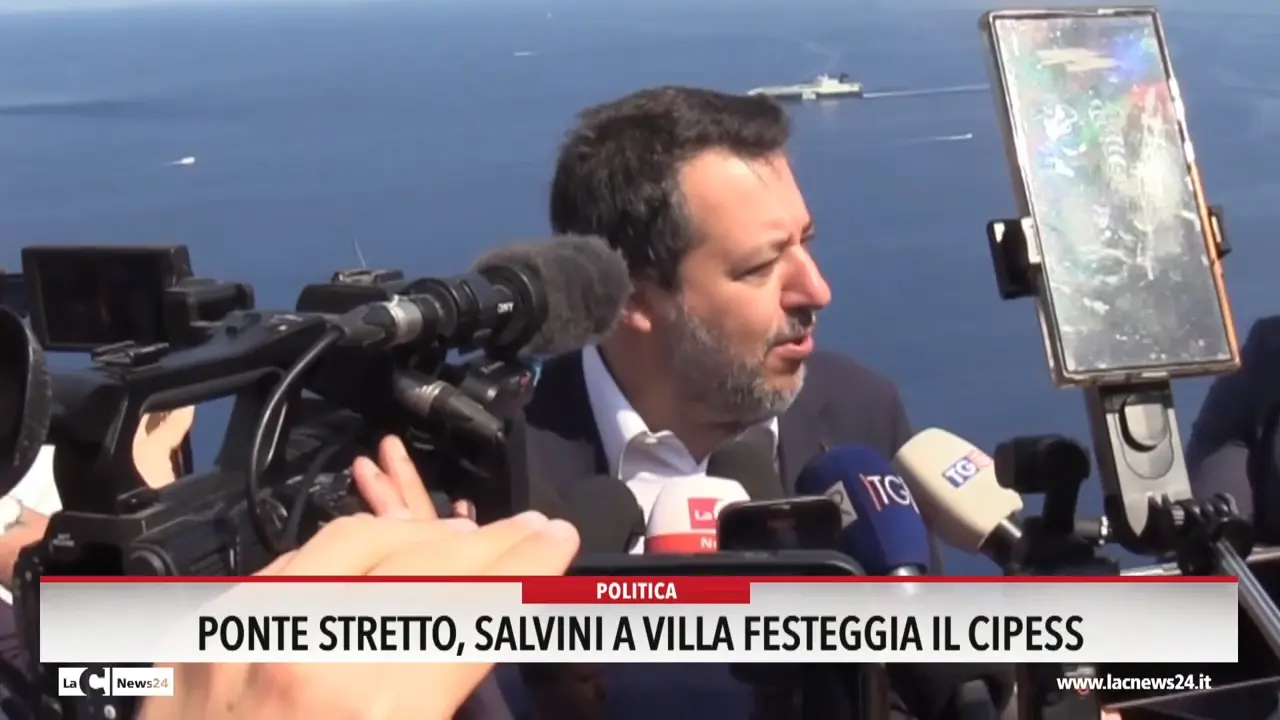 Ponte Stretto, Salvini a Villa festeggia il Cipess