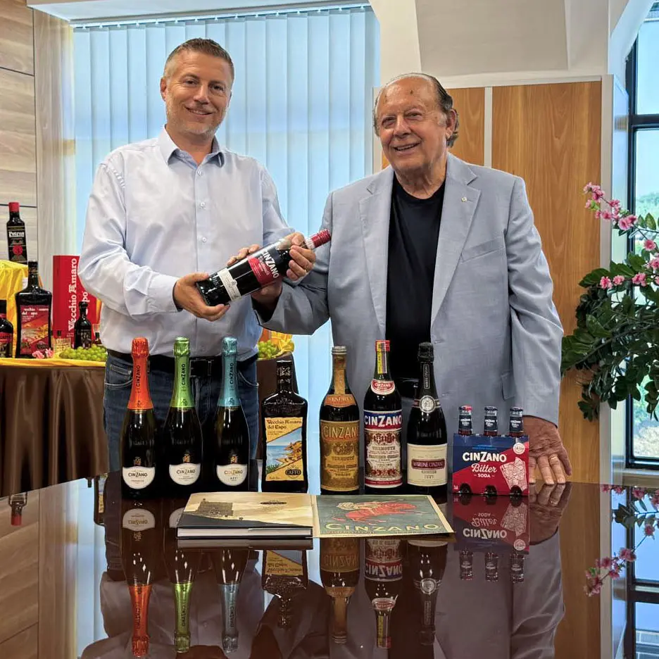 Caffo 1915 ha acquisito la Cinzano nata nel 1757: nuove sfide e strategie di livello globale, puntando anche su vermouth e bollicine