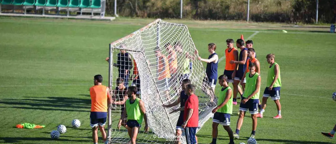 Cosenza, tre gol in amichevole contro il Kratos Bisignano