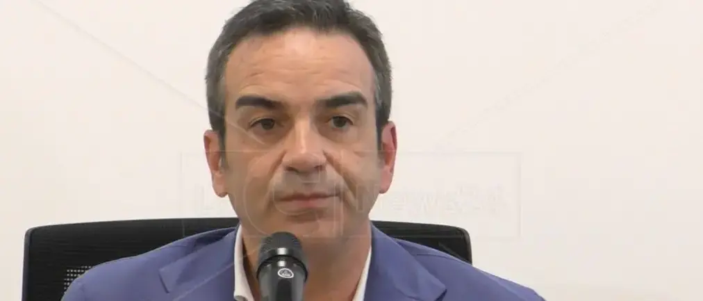 Il vero nodo giuridico su Occhiuto: potrebbe essere ineleggibile se non si dimette da commissario alla Sanità\n