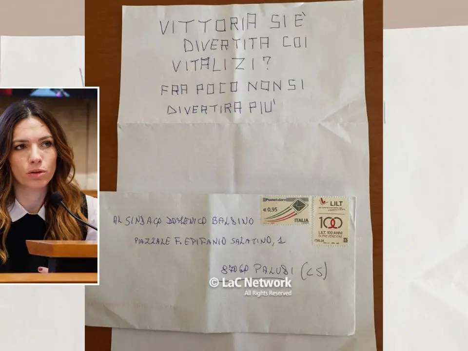 Minacce alla deputata Vittoria Baldino: «Tra poco non ti divertirai più»