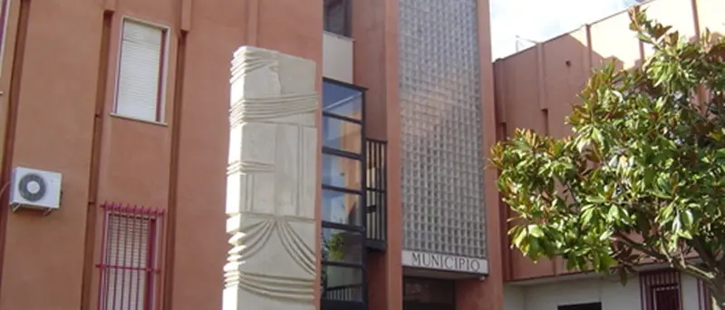 Stefanaconi, l'ex sindaco Solano vince il primo round al Tar contro lo scioglimento: i giudici ordinano il deposito di tutti gli atti per decidere