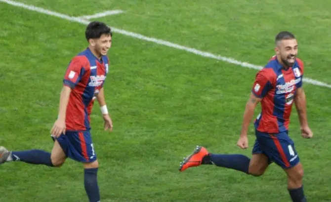 Serie C, la Vibonese batte per 2 a 0 l'Avellino e conquista 3 punti d'oro