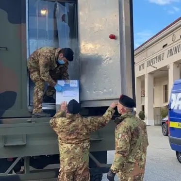 Giunti in Calabria i primi 3600 vaccini Johnson & Johnson: dosi anche a Vibo