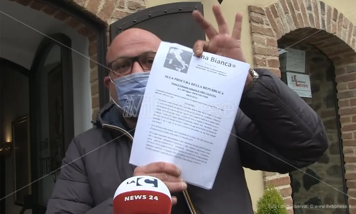 Crisi da Covid, ristoratori vibonesi presentano un esposto in Procura: «Un disastro» - Video