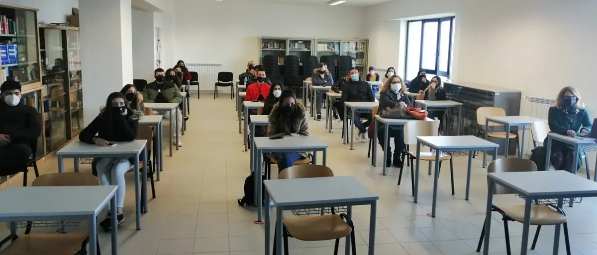 Gli studenti dell’istituto Alberghiero di Vibo a lezione con il Nil dei carabinieri
