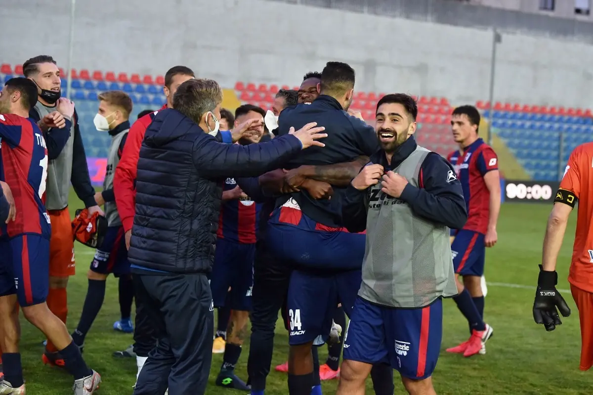 La Vibonese alla ricerca di un punto per conquistare la salvezza - Video