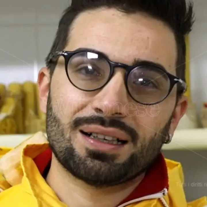 Da operaio edile ad apicoltore, Vincenzo e il sogno di una nuova vita grazie a LaC - Video