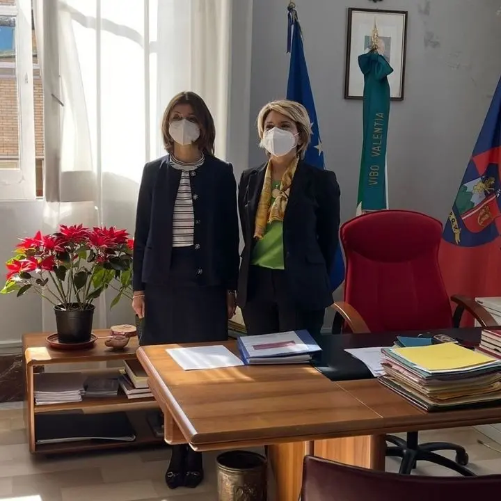 Vibo Valentia, primo incontro ufficiale tra il sindaco Limardo e il nuovo prefetto Lulli