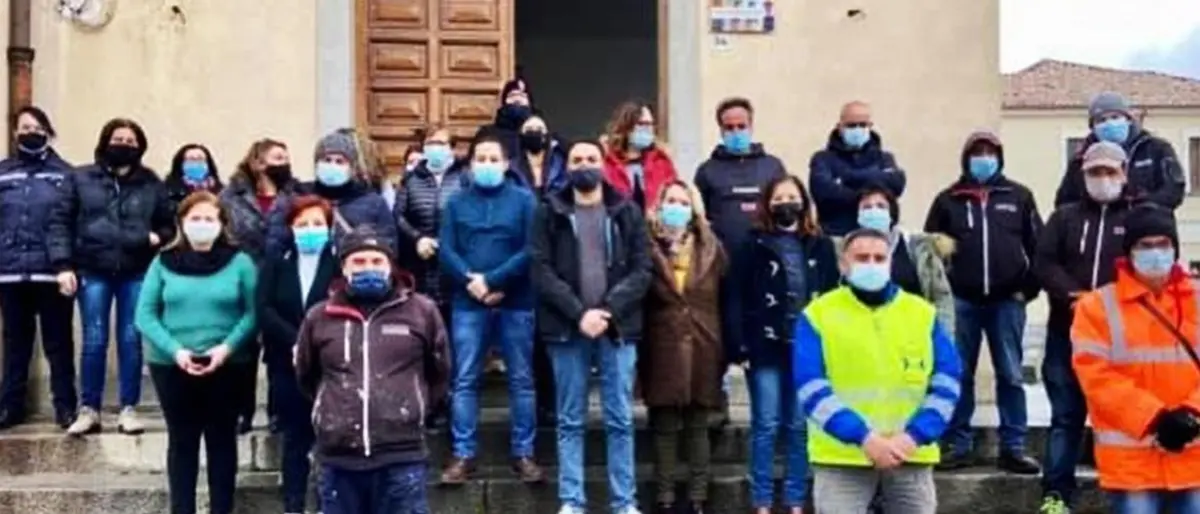 Comune Serra, i precari: «Unici senza tutele, parte debole dell’ingranaggio»