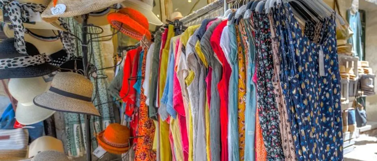 Saldi, anche a Vibo si parte sabato: «Sosteniamo l'economia del territorio»