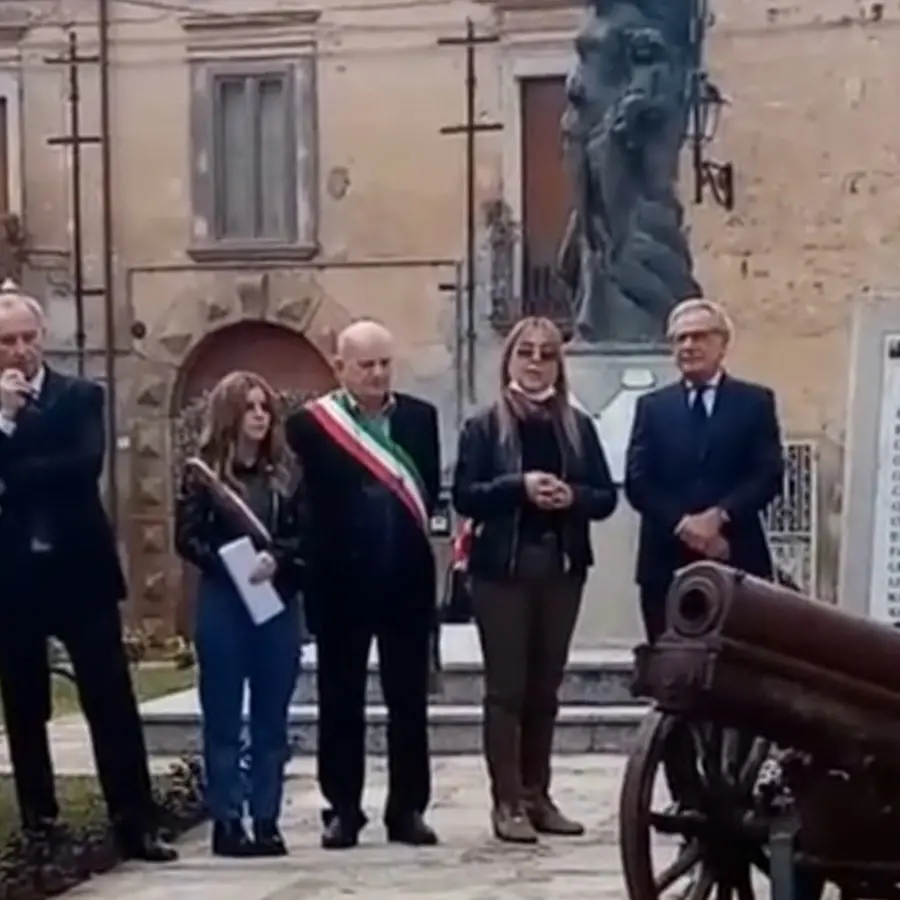 Limbadi inaugura la \"villa dei caduti\" e dà la cittadinanza onoraria al Milite ignoto