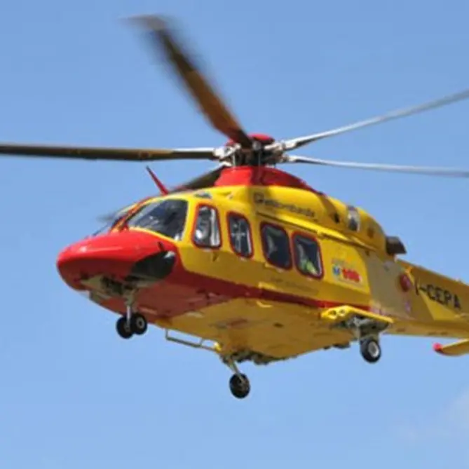 Incidente a Pizzo: moto contro auto, ferito trasportato in elisoccorso a Catanzaro