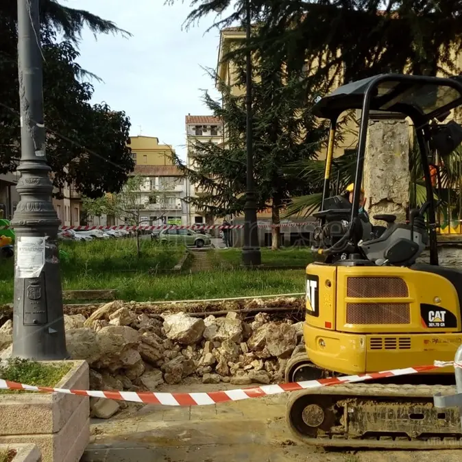 Muro della Don Bosco, le reazioni: «Arroganza fuori dal normale»