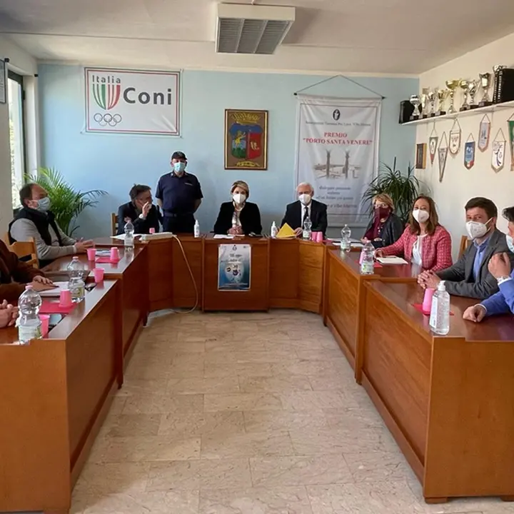 La giunta comunale riunita a Vibo Marina per focalizzare criticità e pianificare interventi