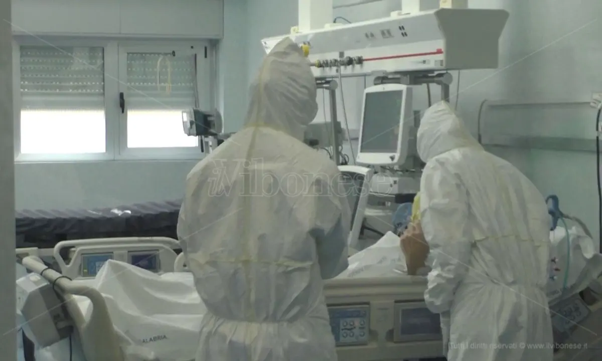 20200318 REGGIO CALABRIA Grande Ospedale Metropolitano, emergenza Covid-19. Reparto di Terapia Intensiva. Foto Marco Costantino