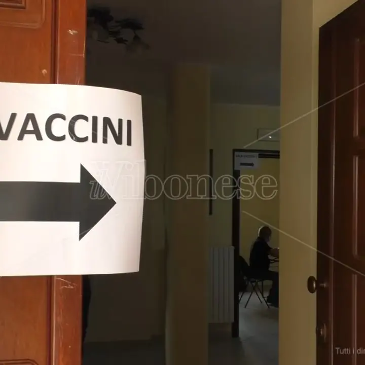 Covid, anche nel Vibonese boom di vaccinazioni dopo l'annuncio sul Green pass