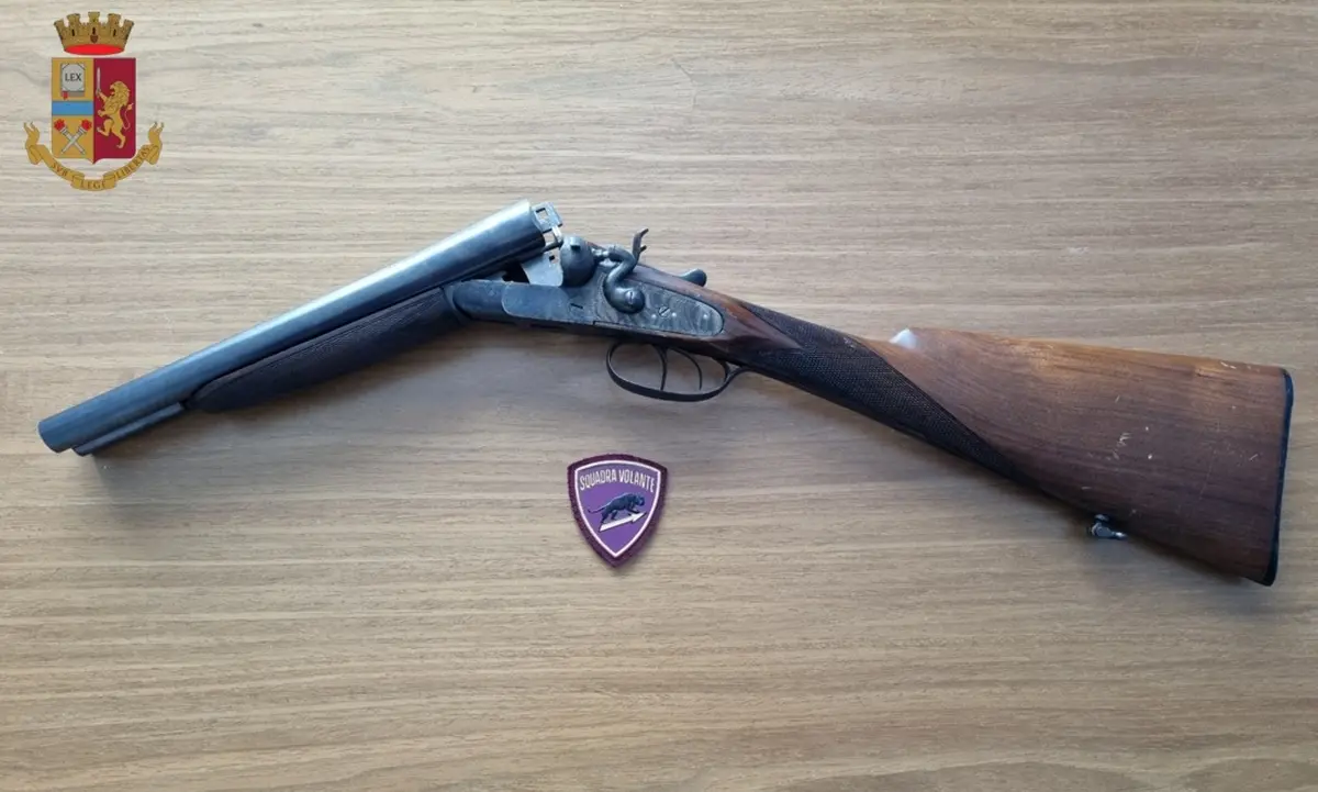 Ionadi, nascondeva un fucile in casa: arrestato 32enne