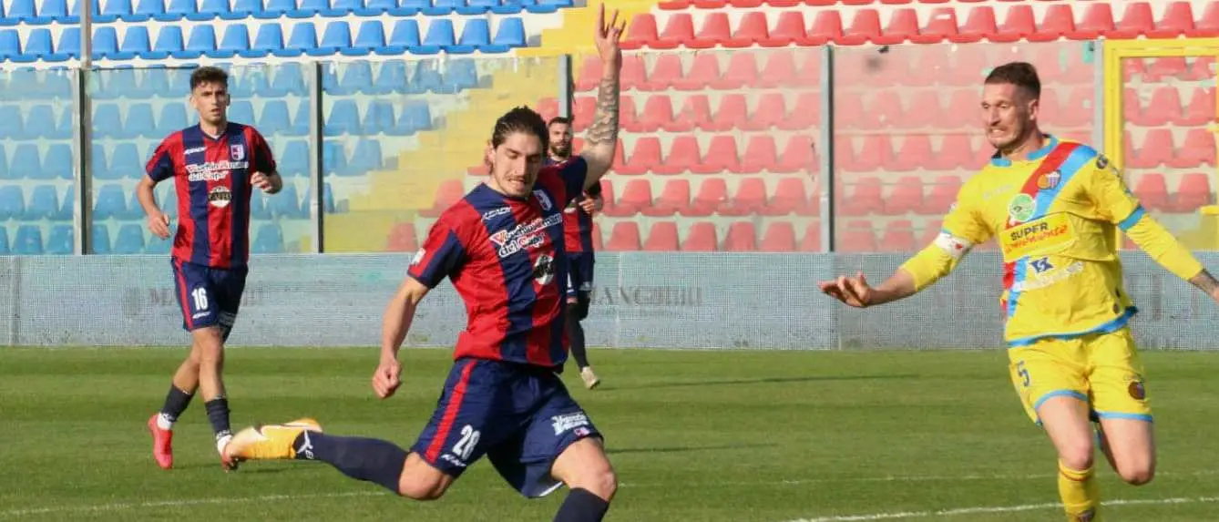 Una stagione da incorniciare per Vincenzo Plescia con la maglia della Vibonese - Video