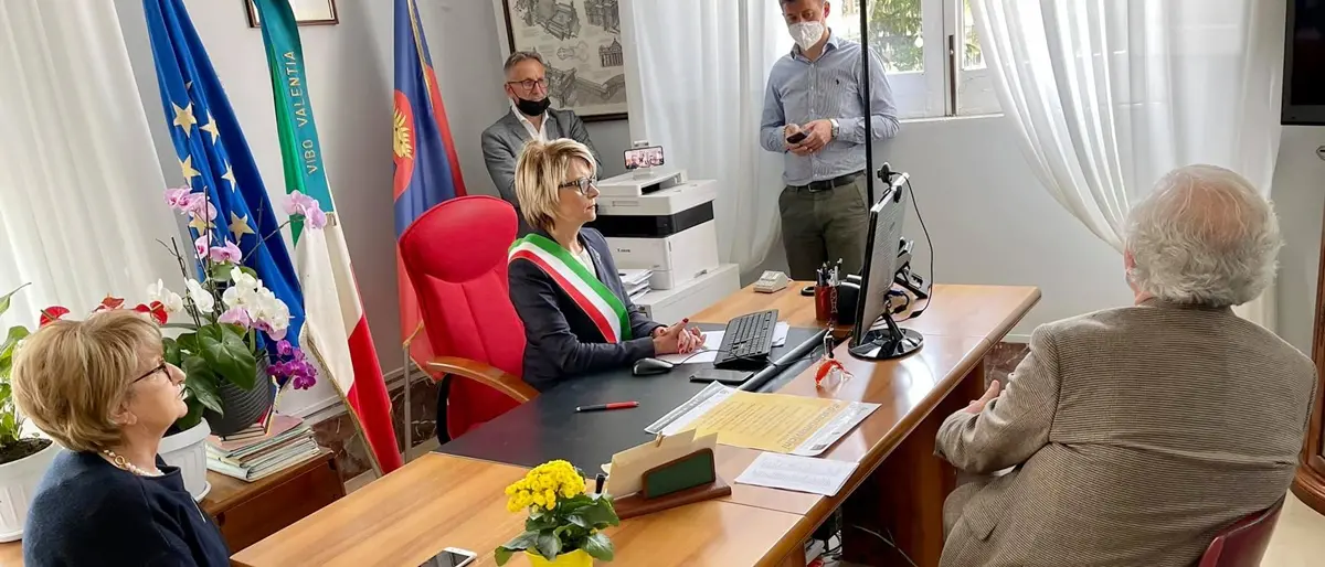 Vibo Capitale italiana del libro, il sindaco Limardo: «Orgogliosamente primi»