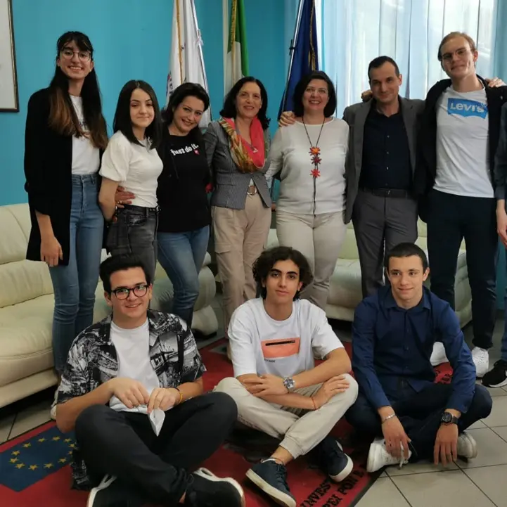 Vibo, il liceo Berto campione di dibattito in inglese: rappresenterà l'Italia a Bruxelles