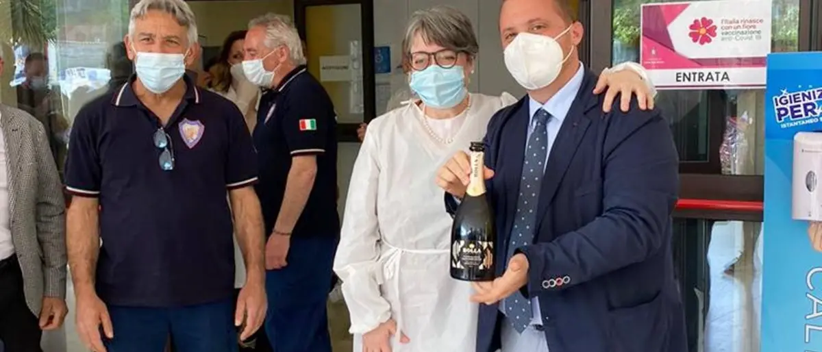 360 vaccini a Dasà per il Vax day, il sindaco Scaturchio: «Qui le cose funzionano»
