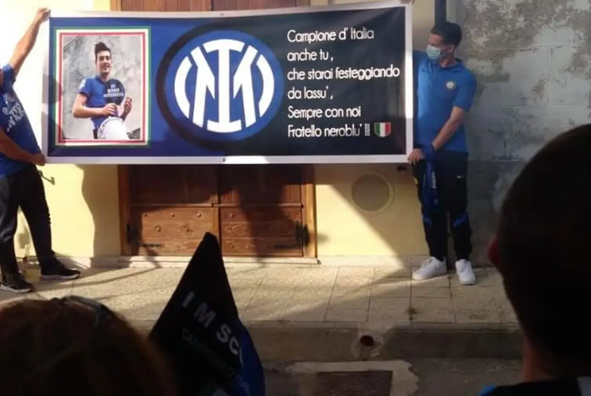 Inter campione d’Italia, a Mileto il corteo omaggia Francesco Prestia Lamberti