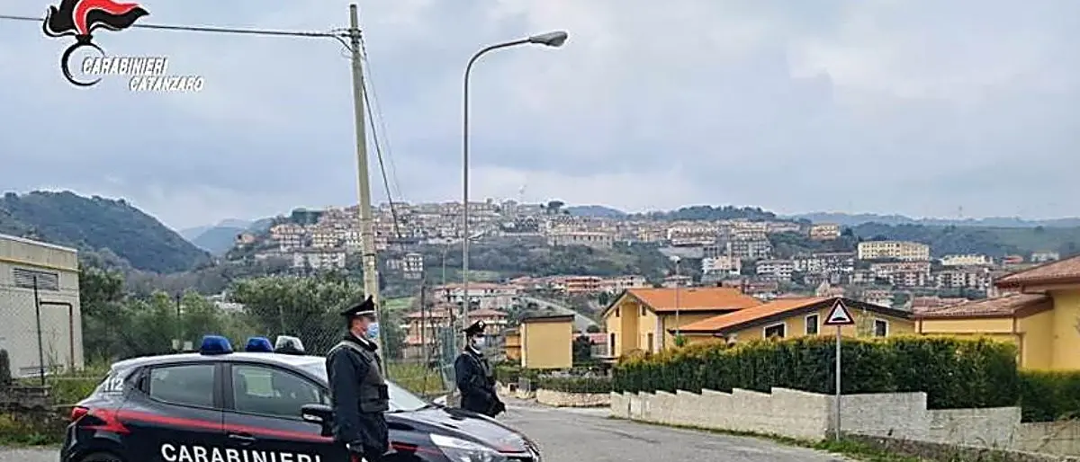 Ligea, smantellata rete spaccio tra Lametino e Filadelfia: 9 avvisi di garanzia e 2 arresti