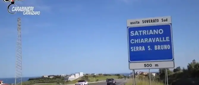 Droga e armi: 32 indagati, blitz anche a Vibo -Nomi-Video