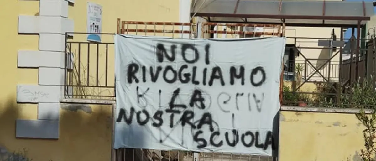 «Rivogliamo la nostra scuola», appello per la riapertura della “Presterà” di Vibo Marina