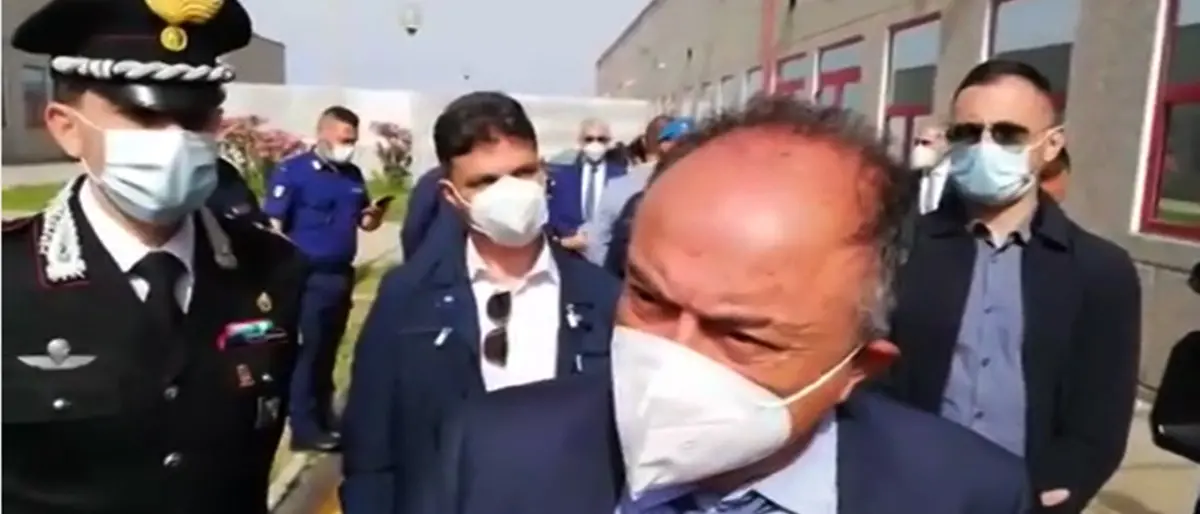 L’archivio giudiziario accanto all’aula bunker, Gratteri: «Risparmio di 600 mila euro»